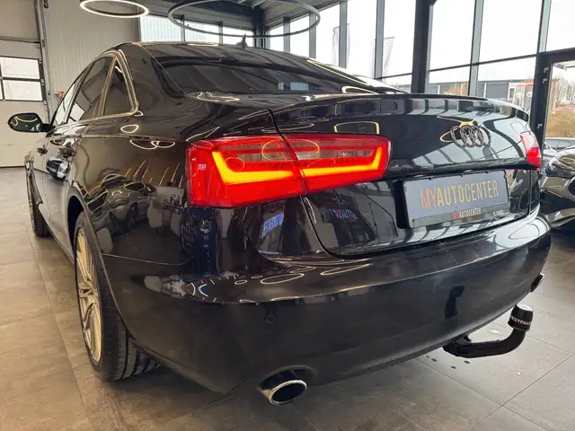 Audi A6 view 5