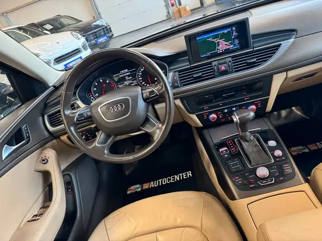 Audi A6 view 7