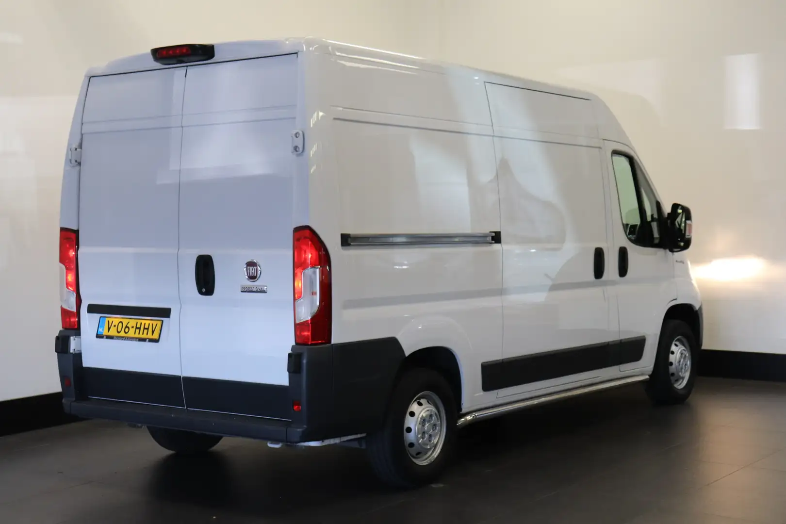 Fiat Ducato 2.0 MultiJet 115PK L2H2 EURO 6 - Airco - Cruise - Wit - 2