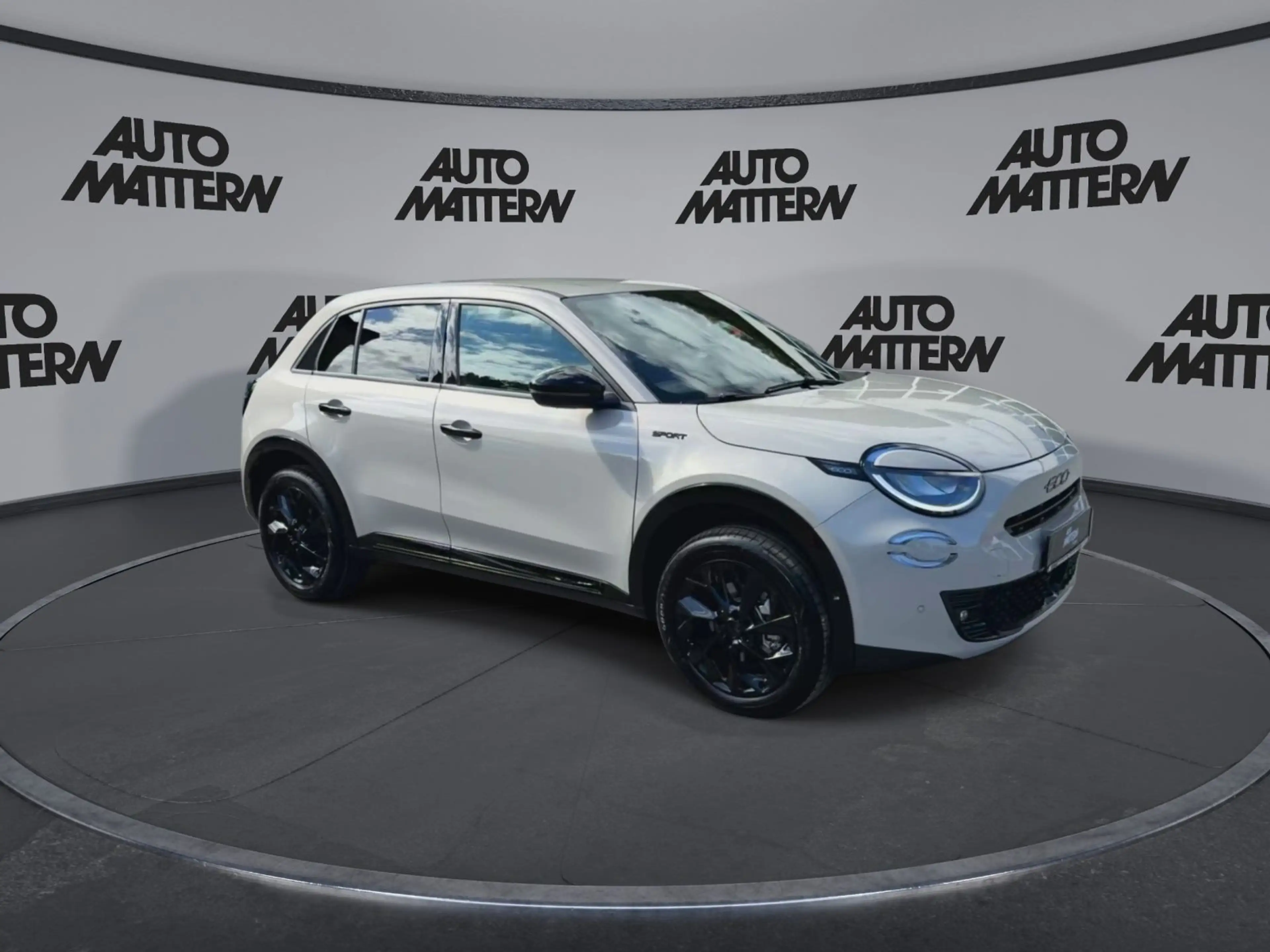 Fiat 600 1.2 Mild-Hybrid Sport — photo 2