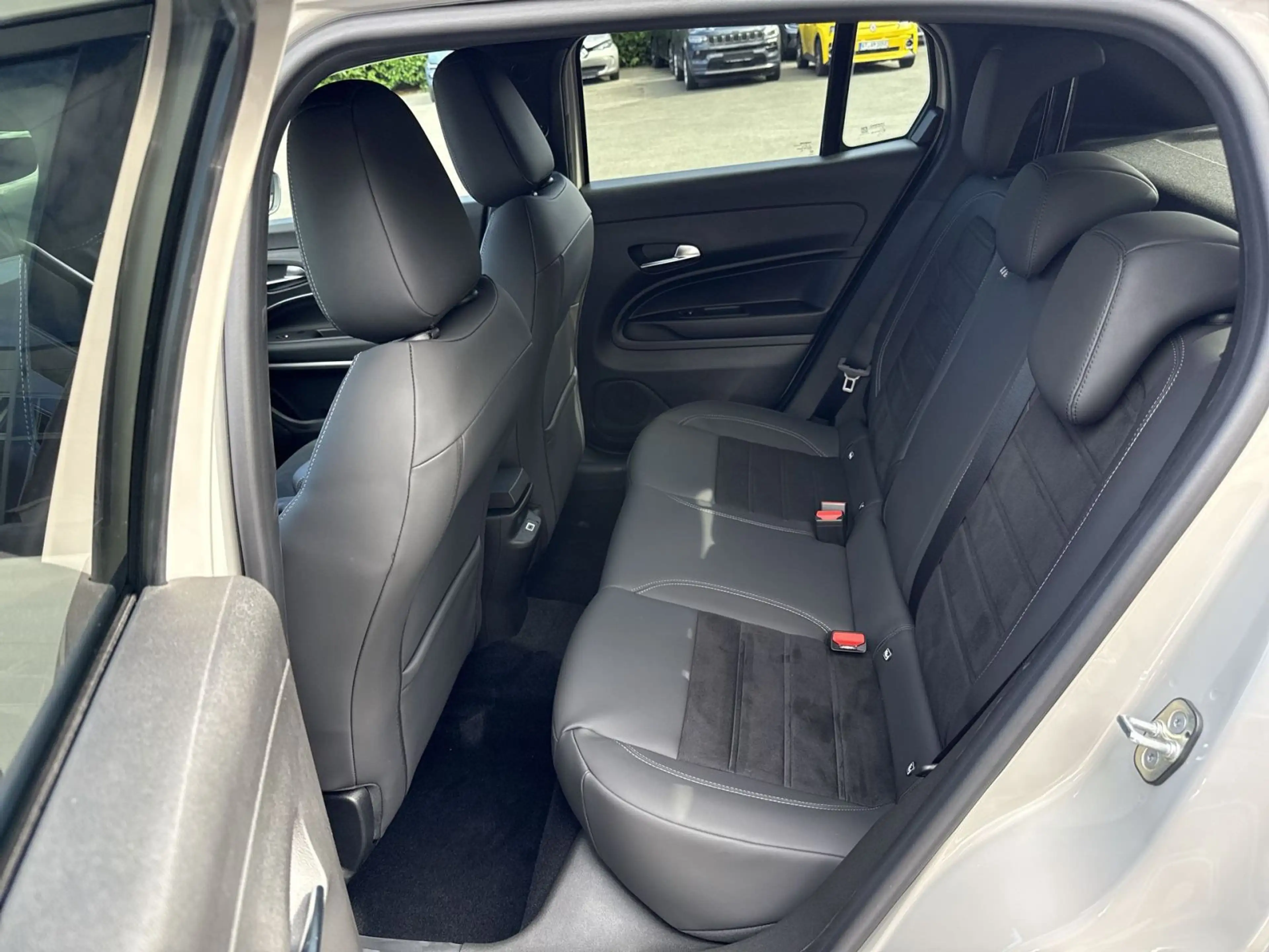 Fiat 600 1.2 Mild-Hybrid Sport — photo 13