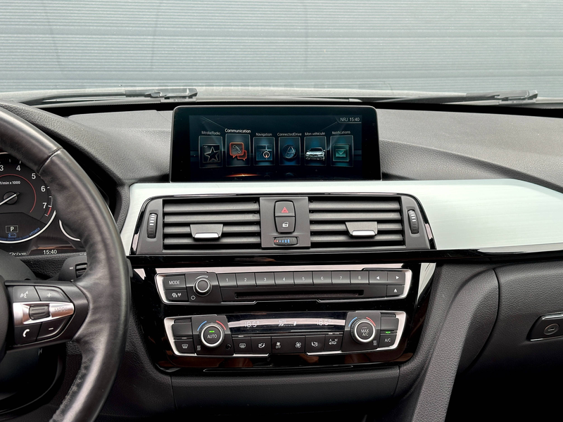 BMW 330 330e PHEV / Pack M / Pano. / LED / Cuir — photo 15