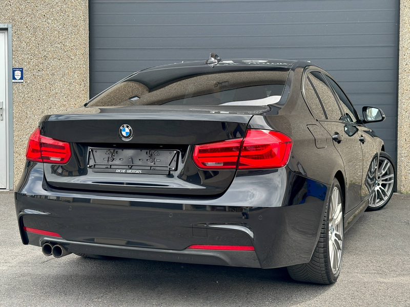 BMW 330 330e PHEV / Pack M / Pano. / LED / Cuir — photo 8