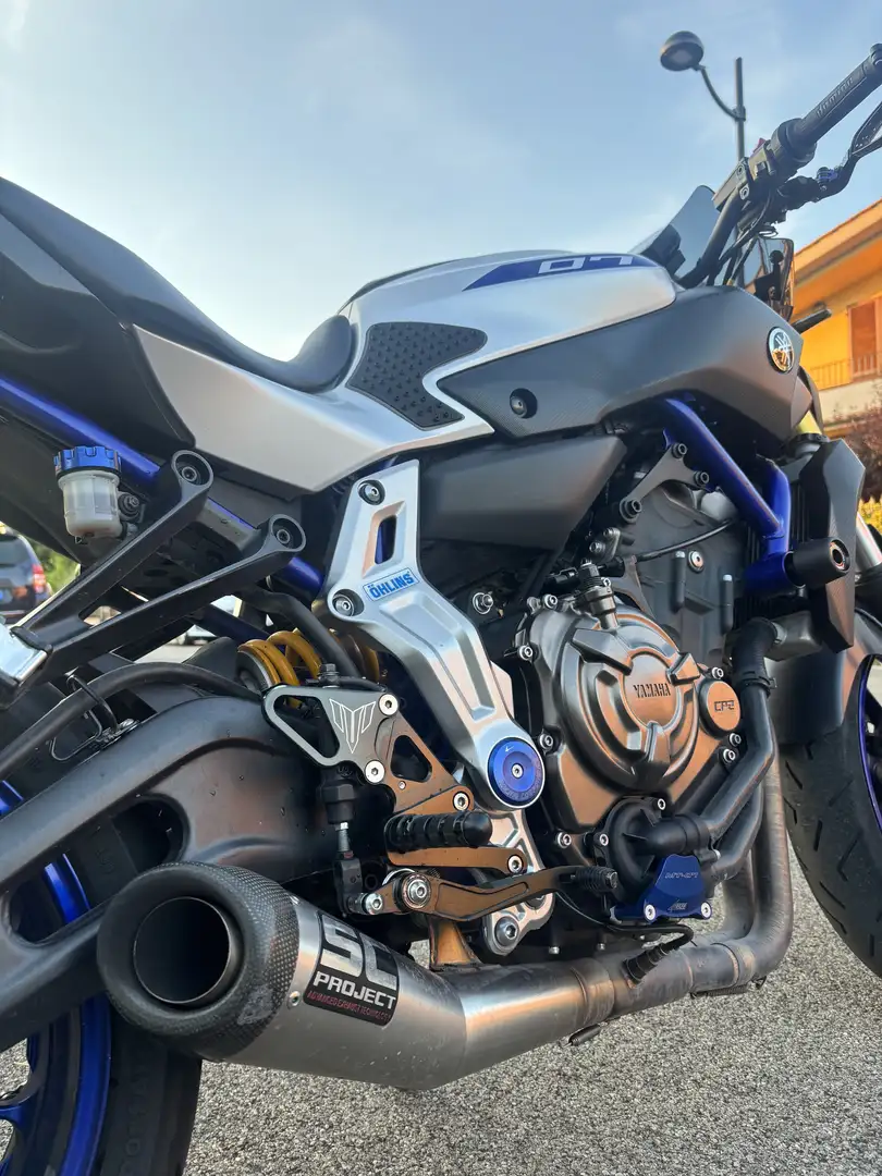 Yamaha MT-07 - 2