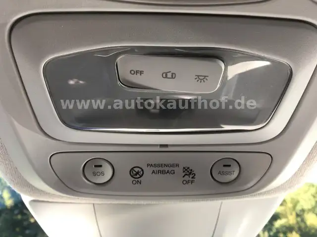 Fiat 500E view 23