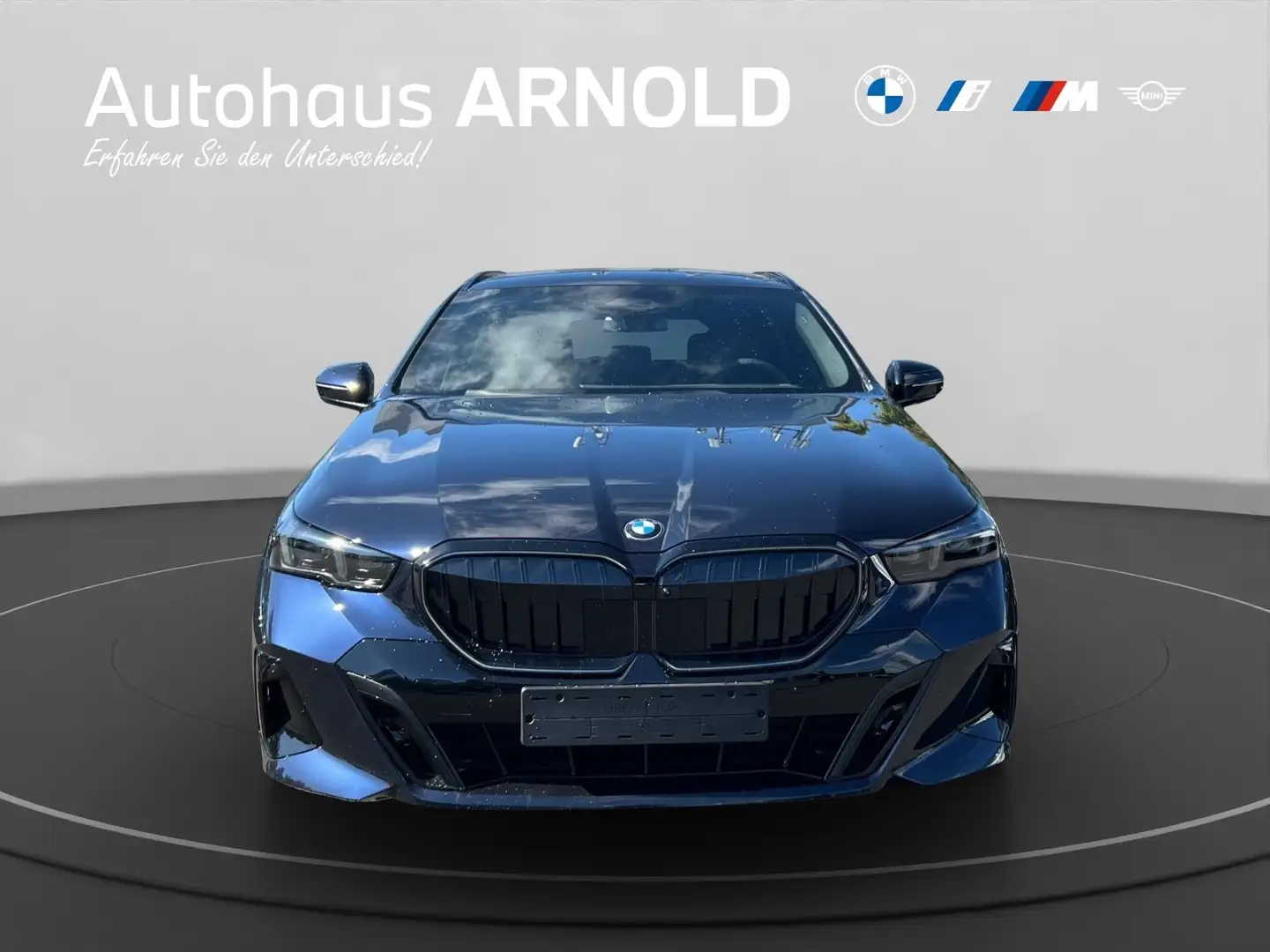 BMW 520 d Touring M Sportpaket Head-Up Harman Kardon Pano. Schwarz - 2