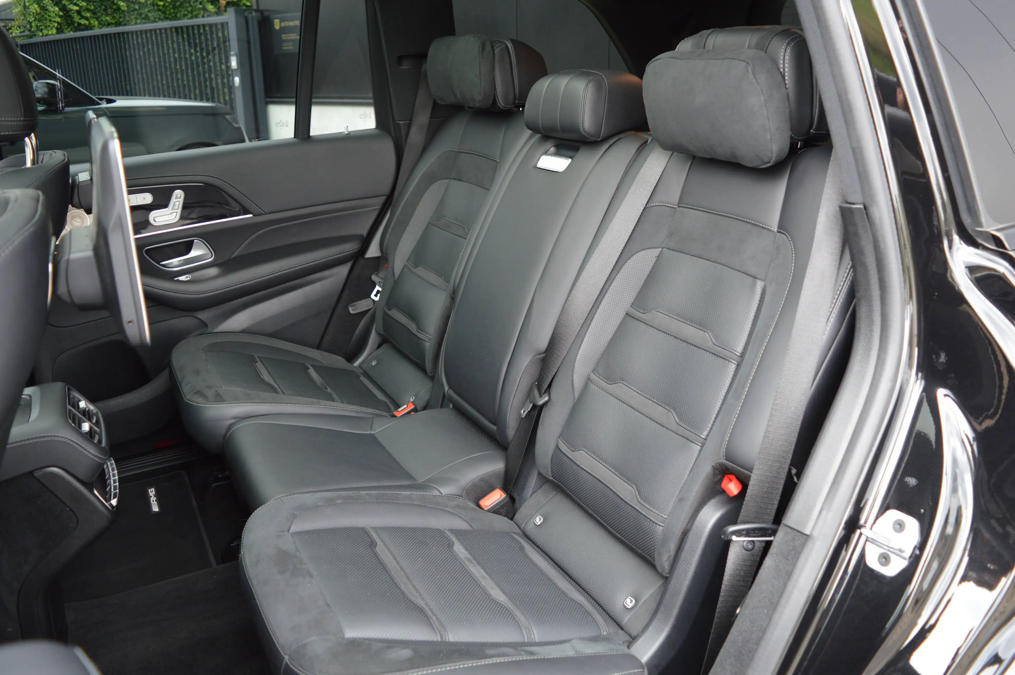 Mercedes-Benz GLS 63 AMG 4-Matic+ V8 Biturbo Full option - Top condition - 7 seats — photo 11