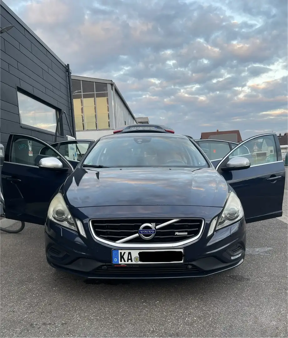 Volvo S60 D3 Geartronic RDesign - 1