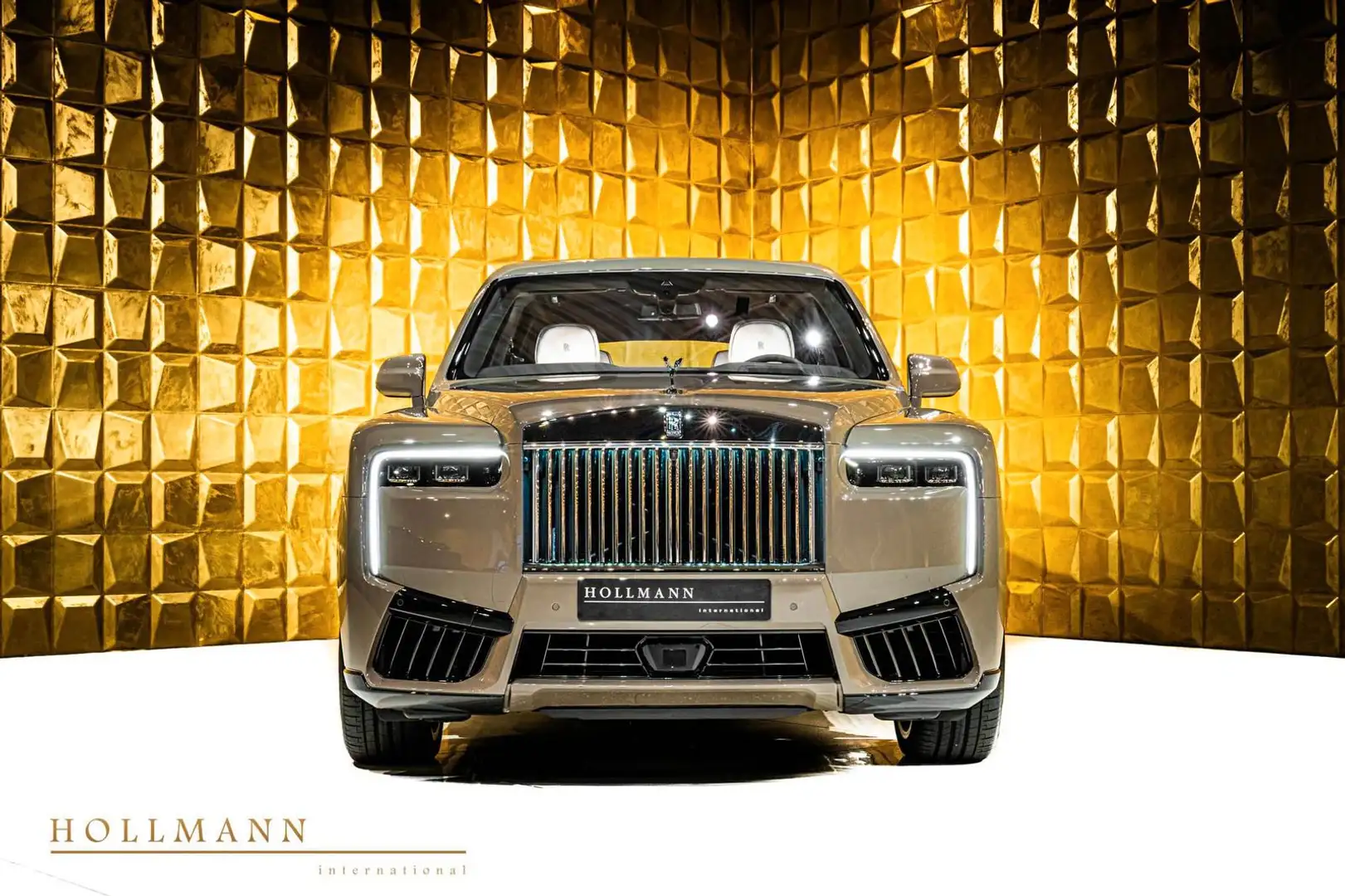 Rolls-Royce Cullinan SERIES II +BLACK BADGE+4 SEATS Gri - 2