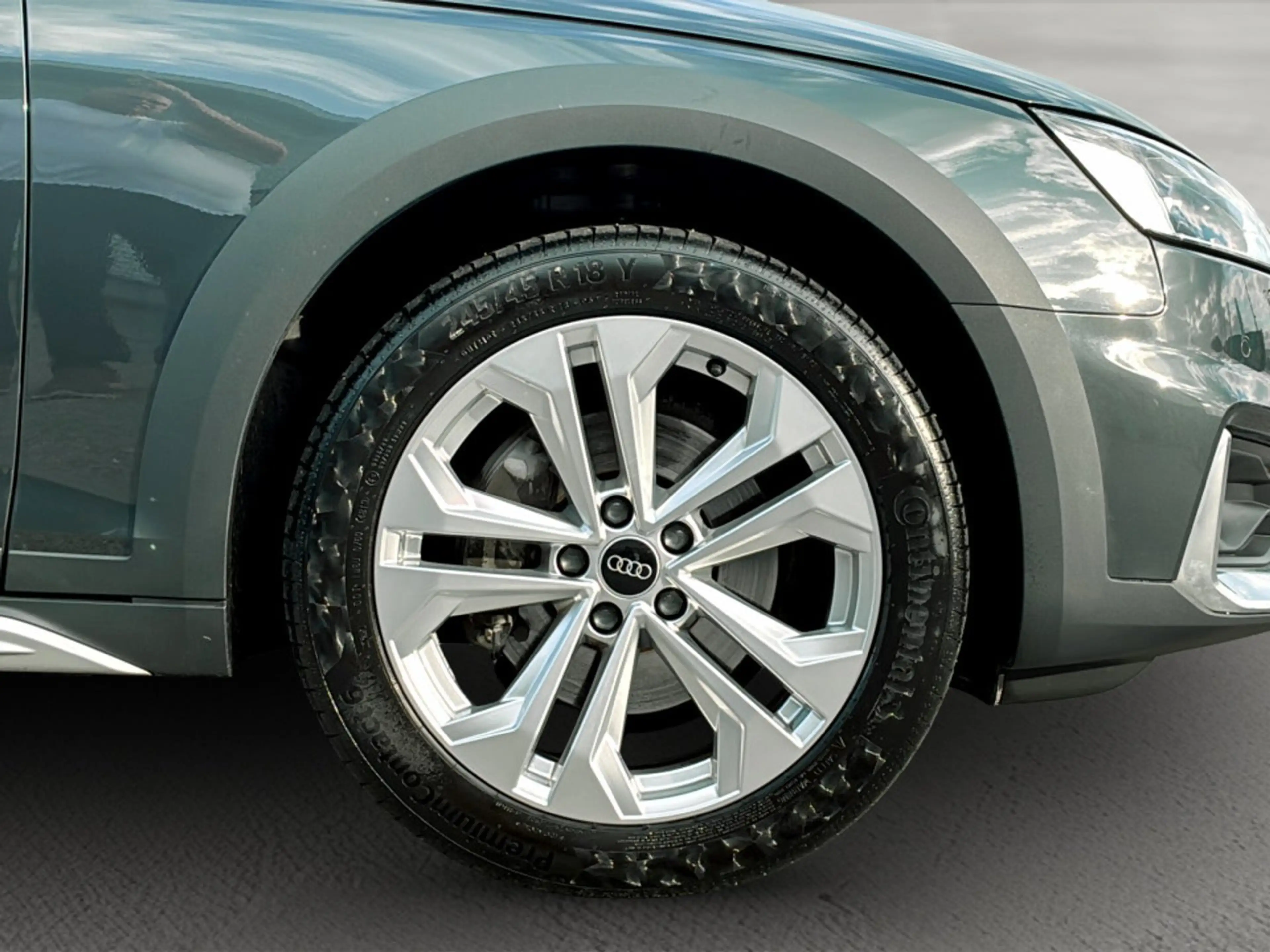 Audi A4 allroad 40 TDI quattro — photo 6