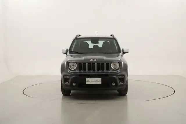 Jeep Renegade view 8