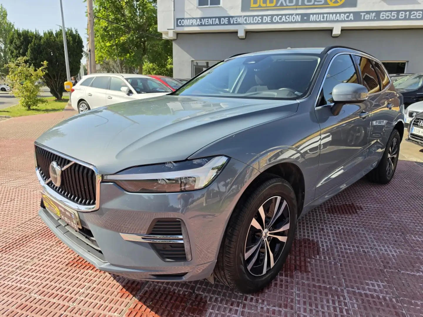 Volvo XC60 B4 Plus Dark Azul - 1