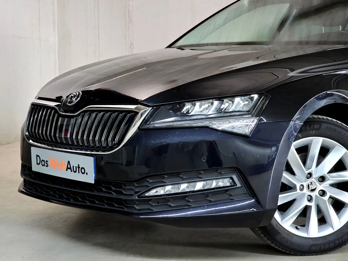 Skoda Superb Ambition TDI DSG Schwarz - 2