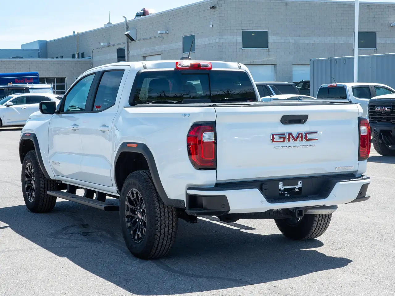 GMC Canyon снимка GMC Canyon