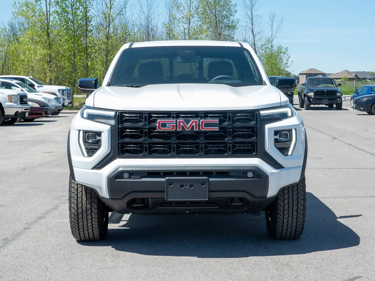 GMC Canyon снимка GMC Canyon