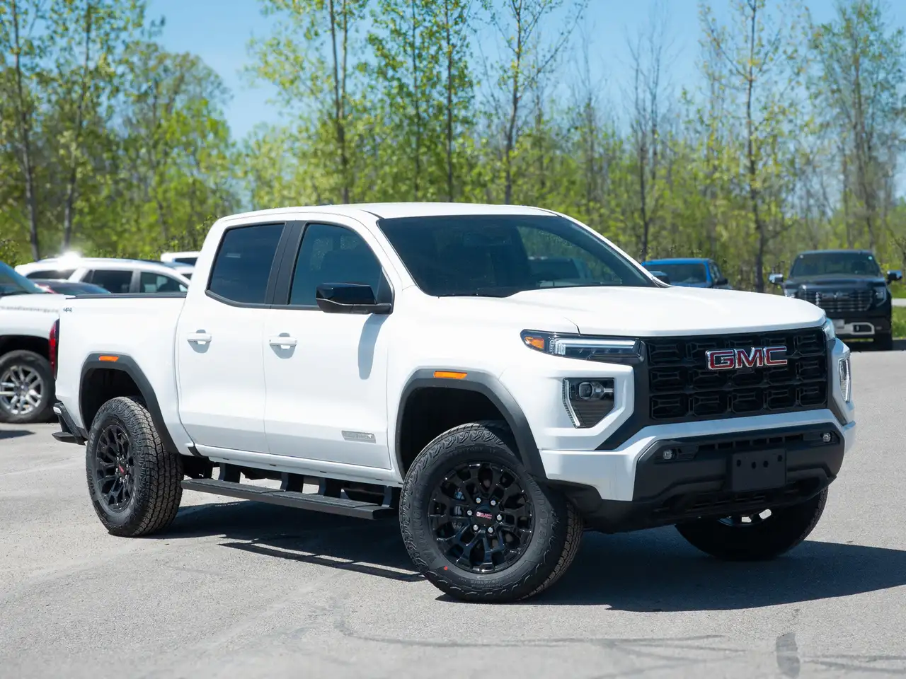 GMC Canyon снимка GMC Canyon
