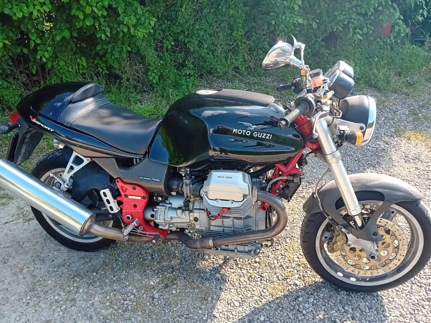 Moto Guzzi V 11 Noir - 1