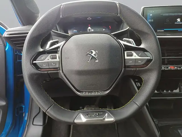 Peugeot 208 view 13