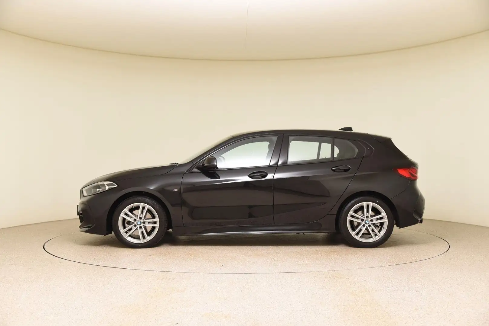 BMW 118 i M Sport ACC DriveAss ParkAss H&K*UVP:27.100 Schwarz - 2