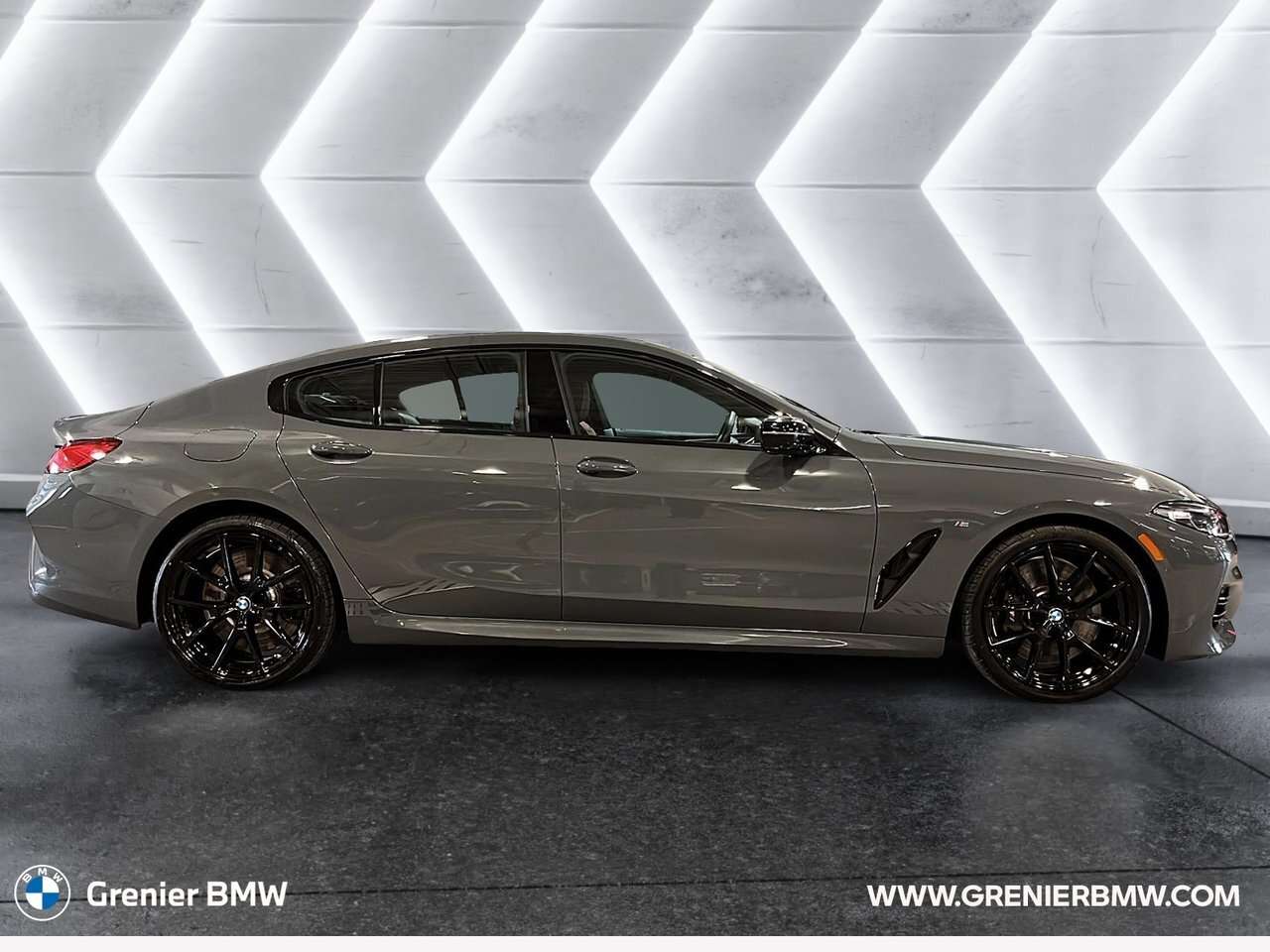 2026 BMW 8 Series M850i xDrive PREMIUM PACKAGE / PREMIUM PACKAGE — снимка 1