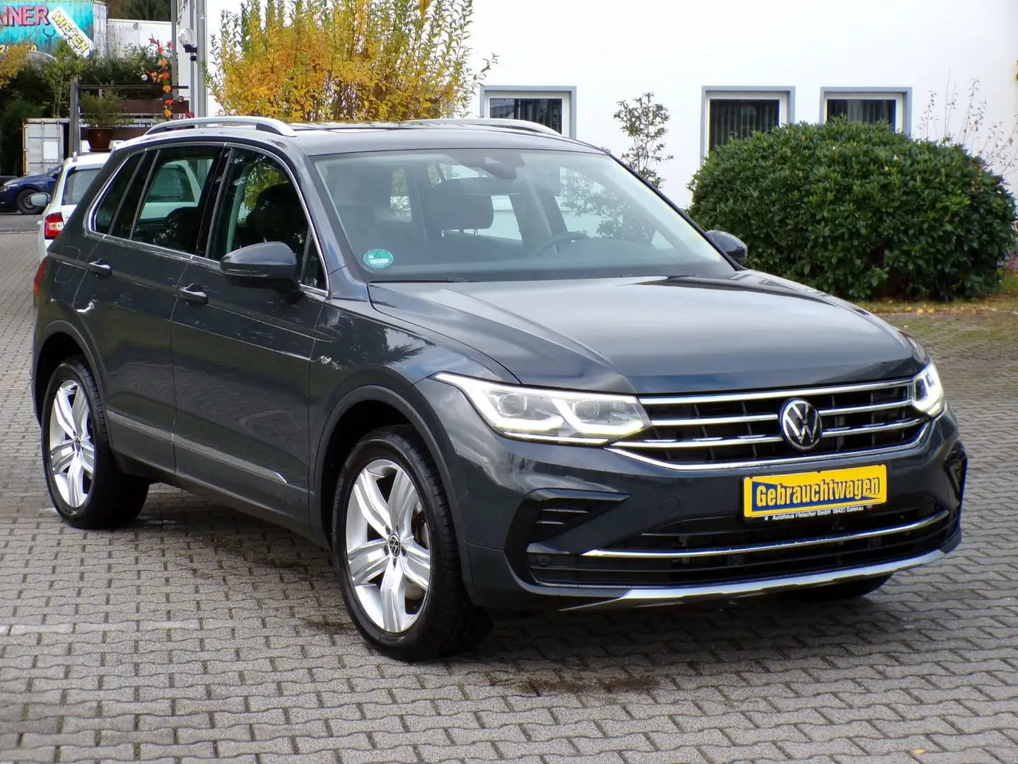 Volkswagen Tiguan Elegance eHybrid Grau - 2