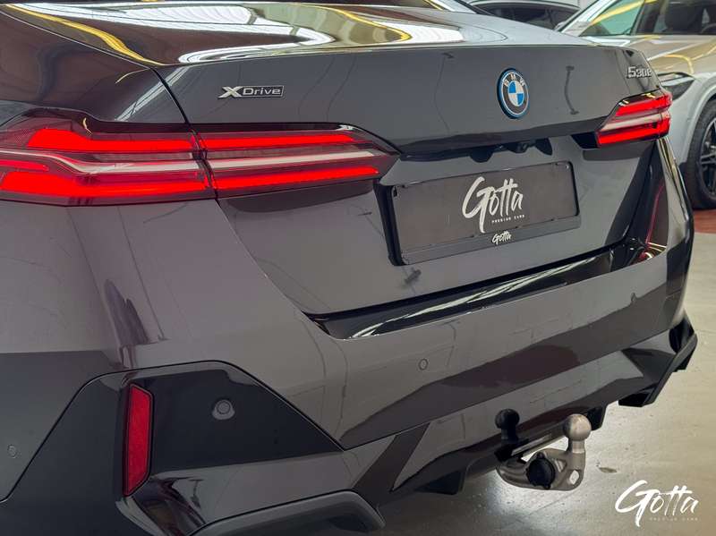 Photo du véhicule BMW 530