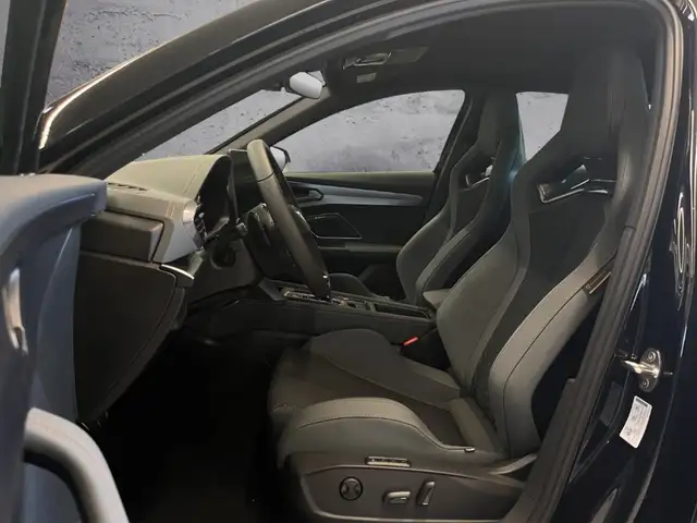 Cupra Formentor view 8