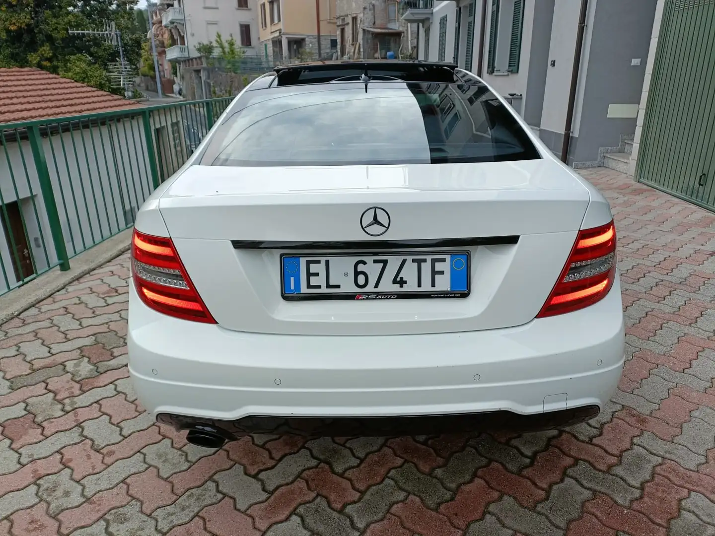 Mercedes-Benz C 250 C Coupe 250 cdi (be) Avantgarde Alb - 2