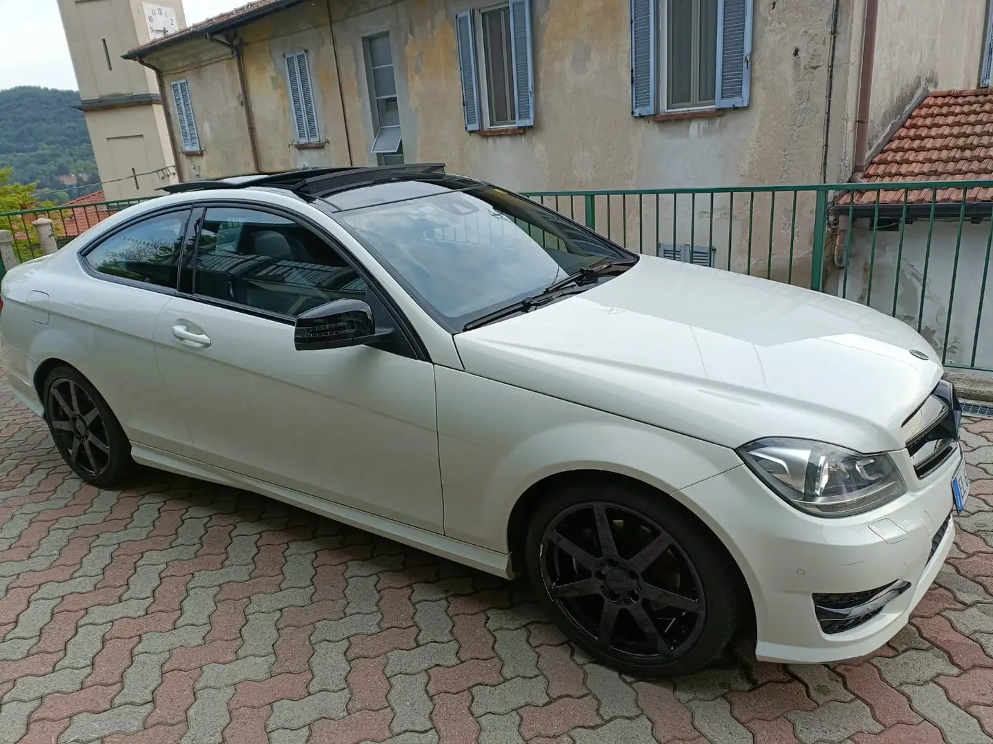 Mercedes-Benz C 250 C Coupe 250 cdi (be) Avantgarde Alb - 1
