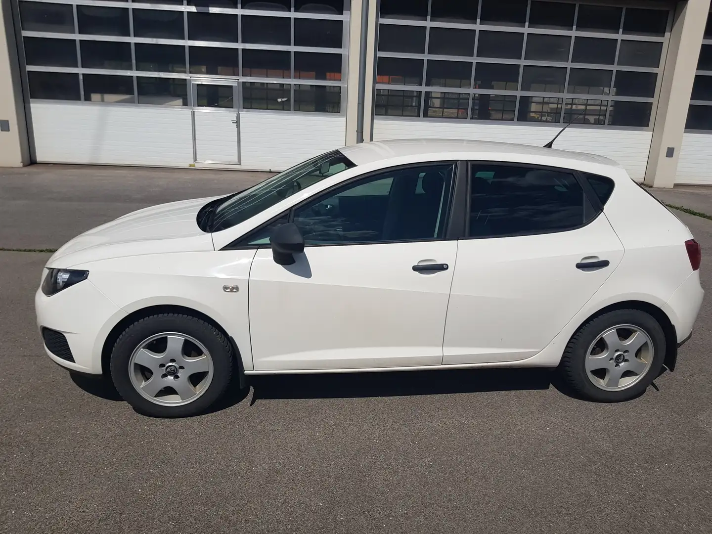 SEAT Ibiza Reference 1,4 TDI DPF Weiß - 2