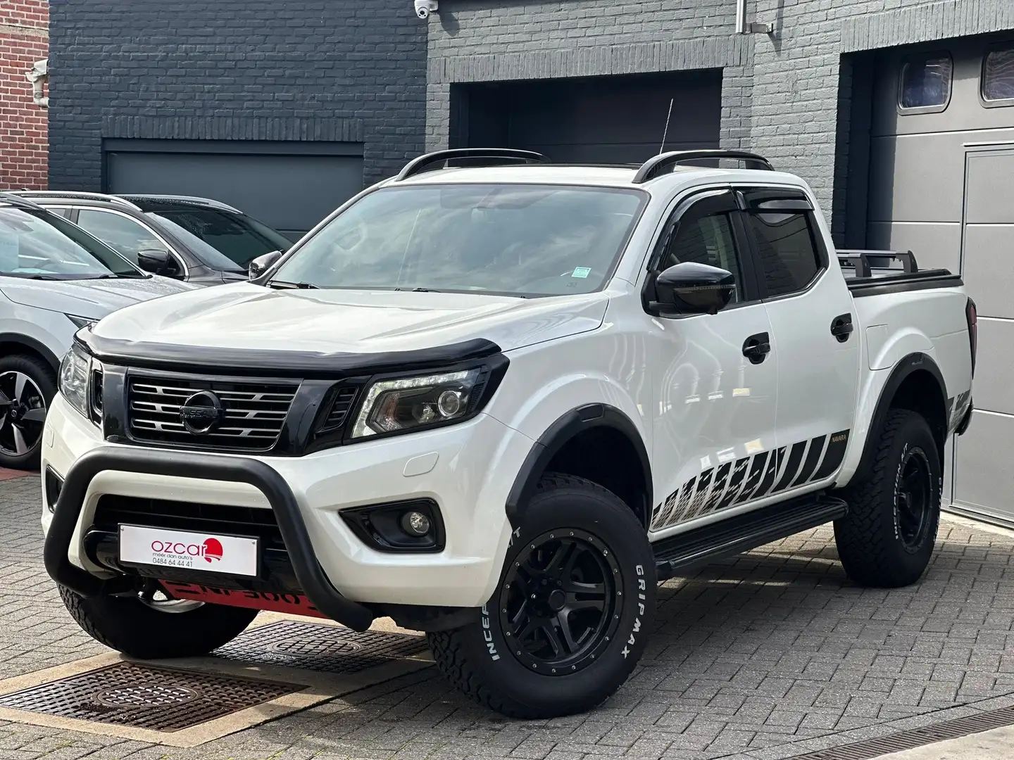 Nissan Navara 2.3 DcI N-Guard 4x4 Automaat/FullOption/*1JGaranti Blanc - 1