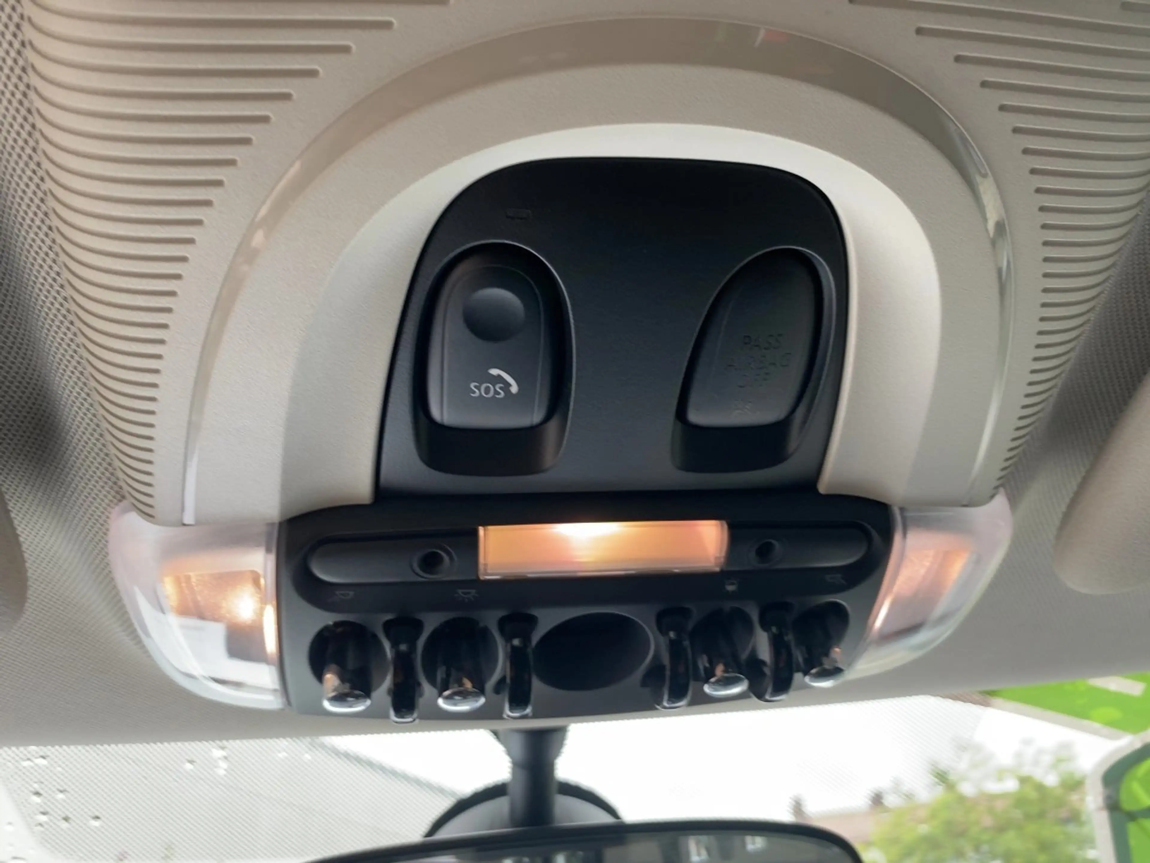 MINI Cooper 1.5 guter gebrauchter Kompaktwagen — photo 25