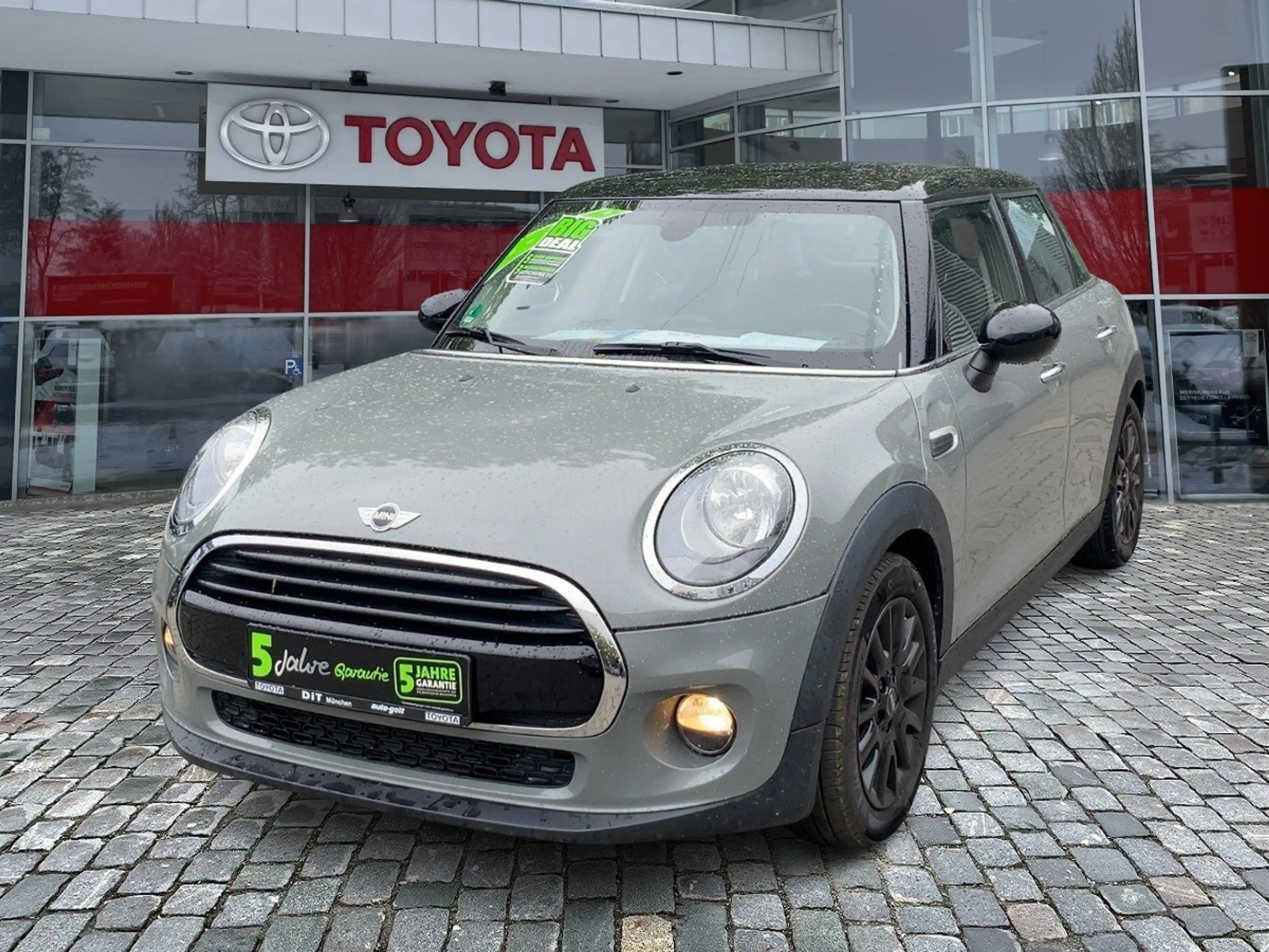 MINI Cooper 1.5 guter gebrauchter Kompaktwagen — photo 2