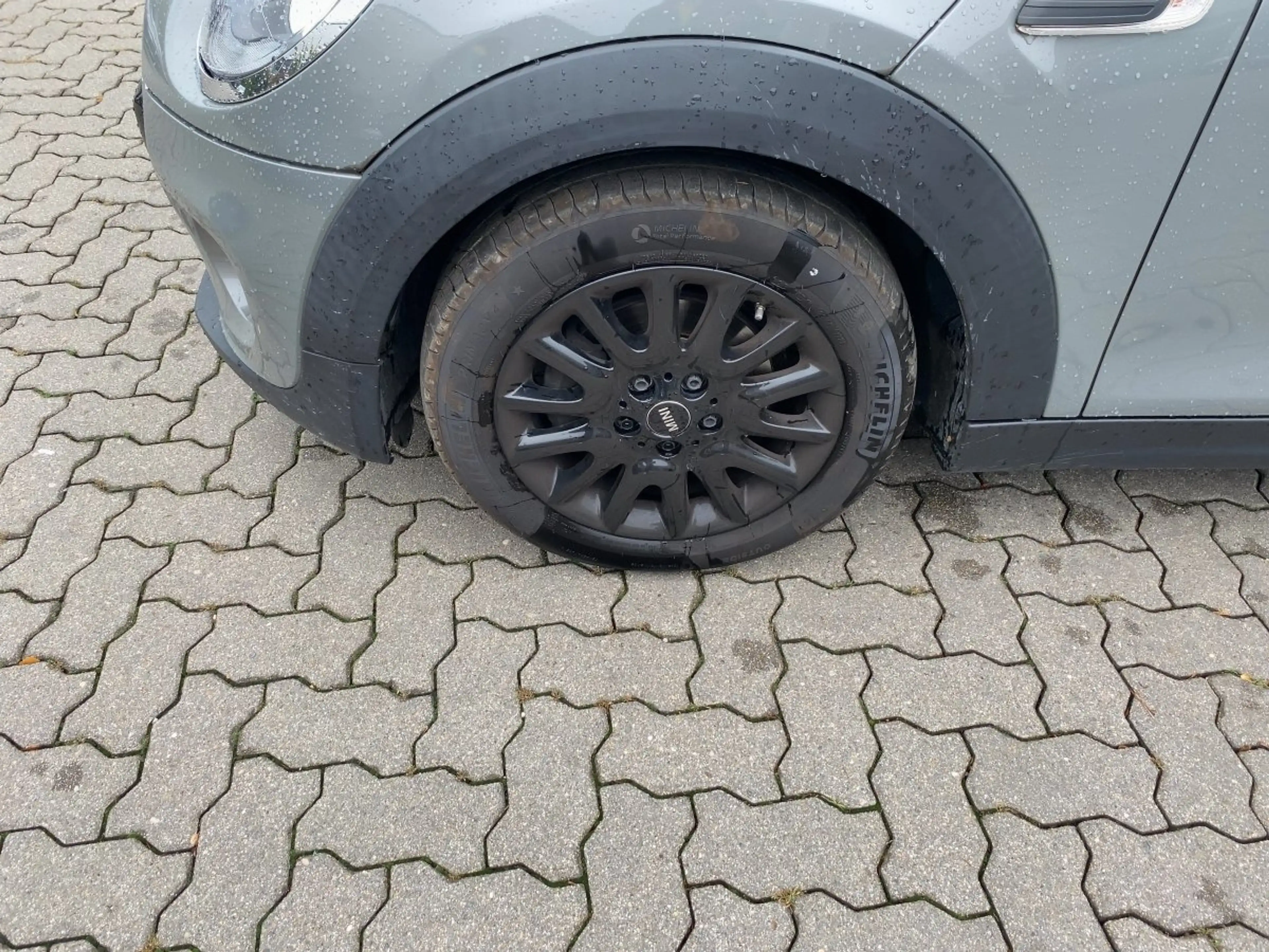 MINI Cooper 1.5 guter gebrauchter Kompaktwagen — photo 10