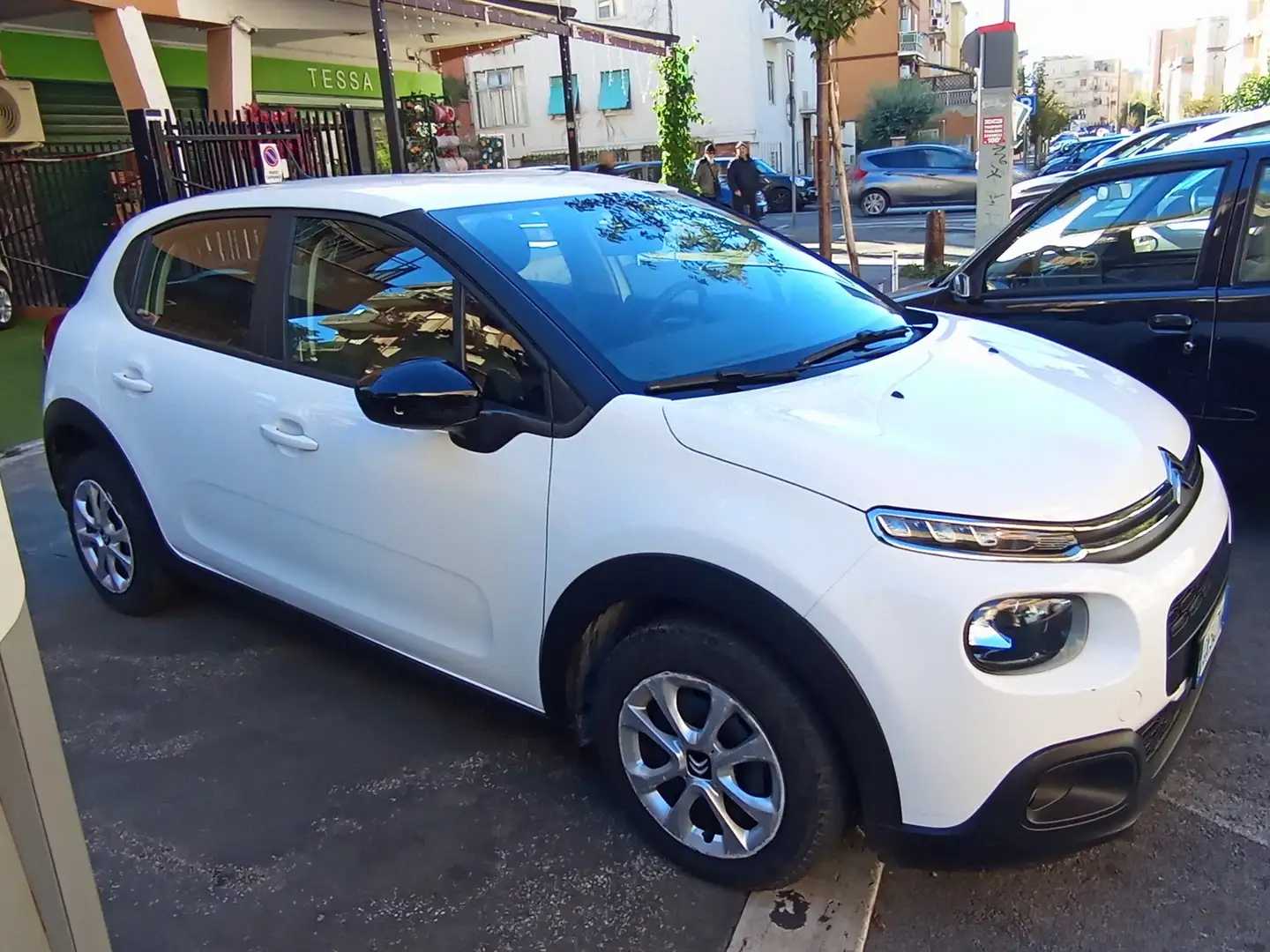 Citroen C3 C3 1.2 Shine E6 X NEOPATENTATO Bianco - 1