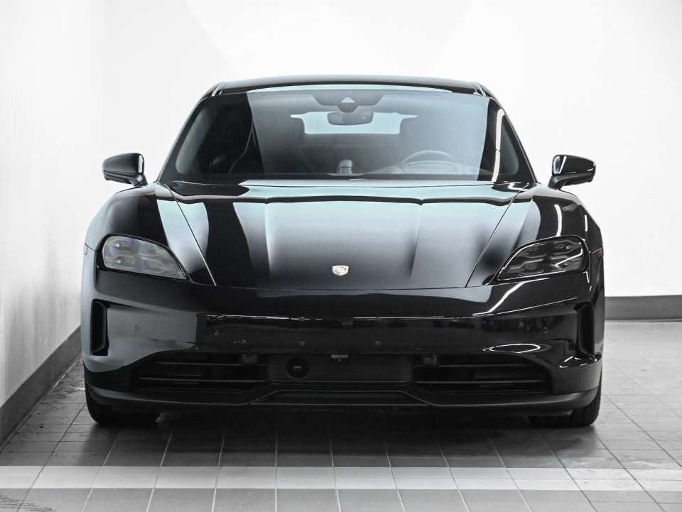 2025 Porsche Taycan 4S AWD — снимка 1