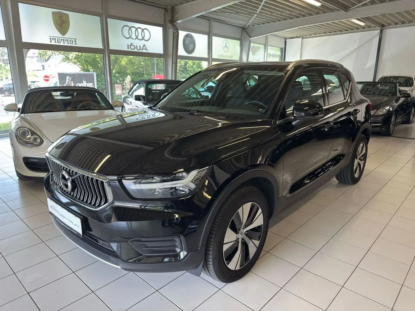 Volvo XC40 T4 Inscription Expression Plug-In/kamera Schwarz - 1