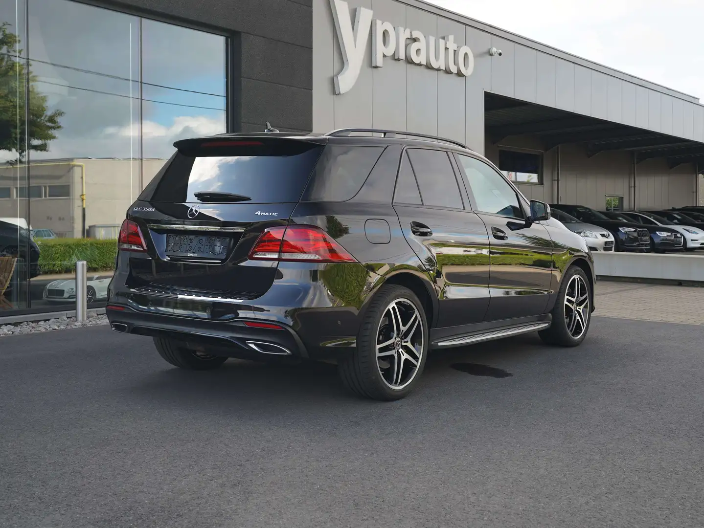 Mercedes-Benz GLE 350 d 4Matic 9G-TRONIC AMG Line 21\ Panorama Led DAB Noir - 2