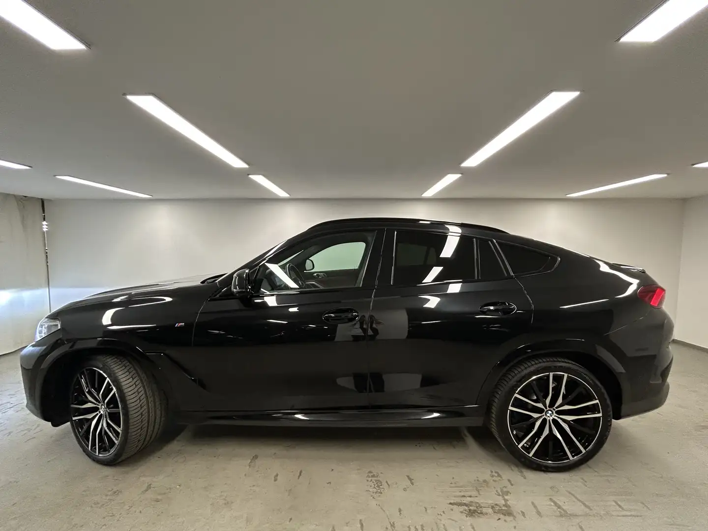 BMW X6 xDrive40d M Sportpaket Pano. PA. Plus Head-Up HiFi Noir - 2
