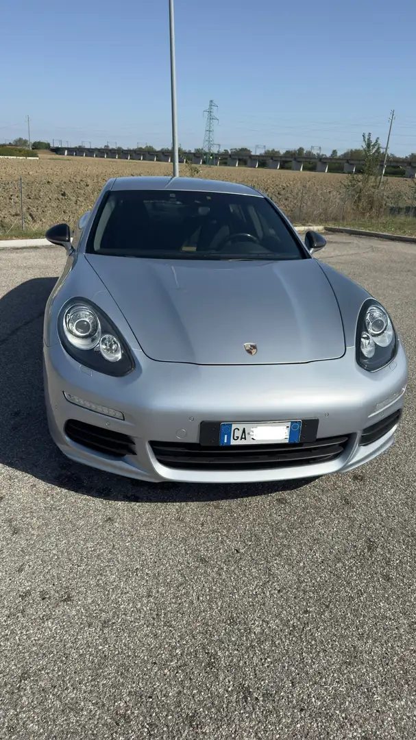 Porsche Panamera 3.0 Edition - 1