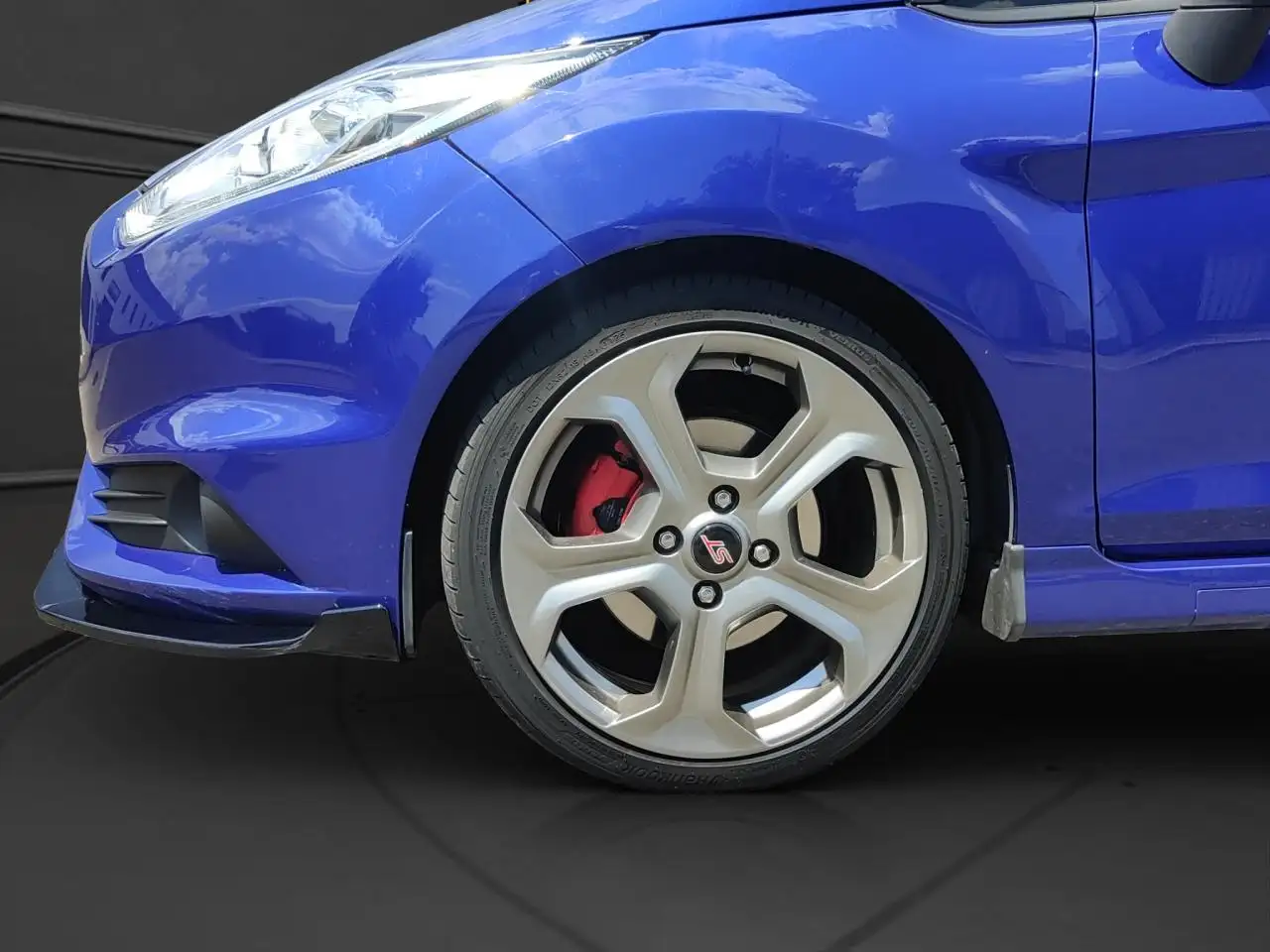 Ford Fiesta ST — photo 22