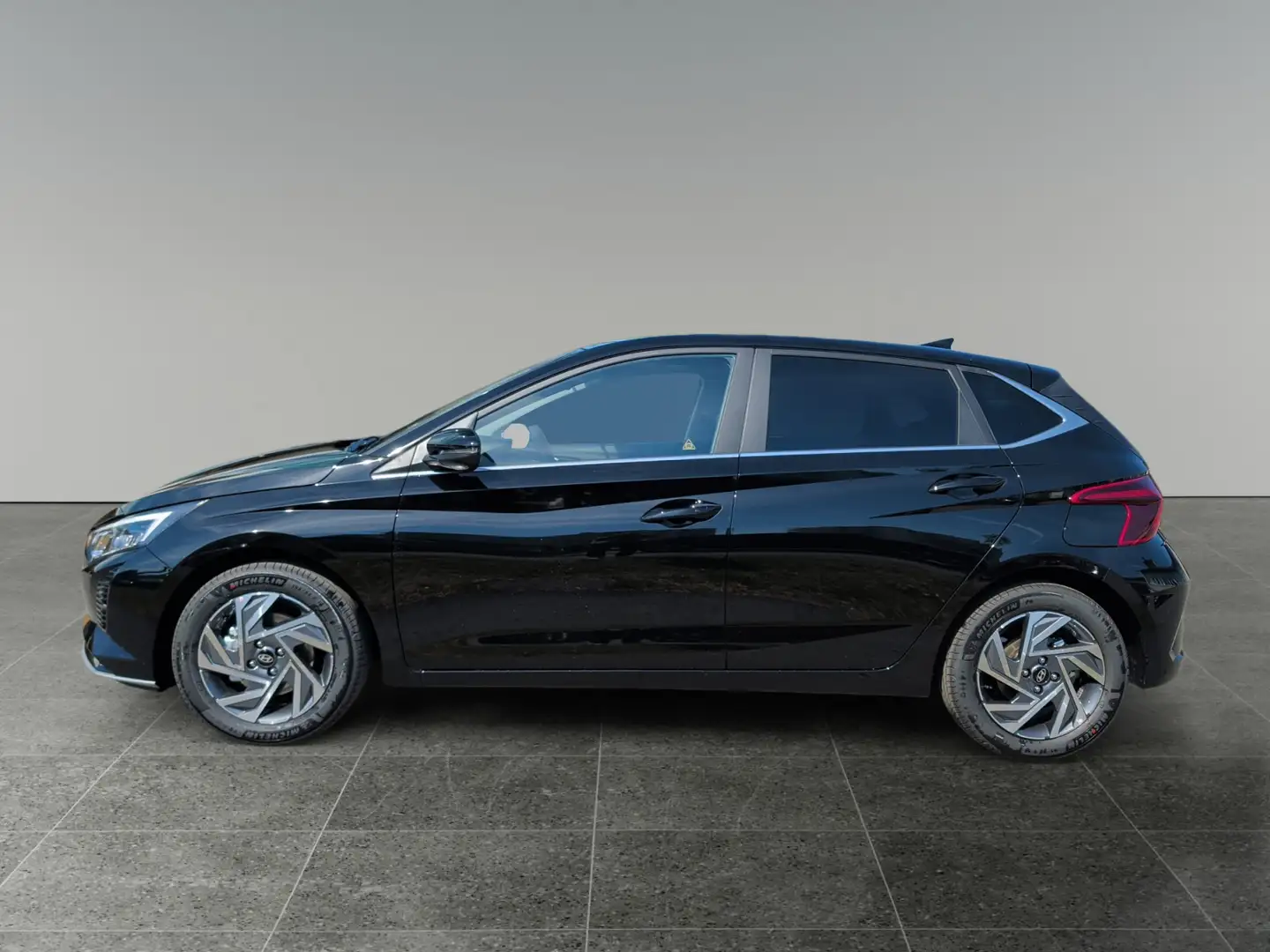 Hyundai i20 (BC3) Comfort Line 1.0 T-GDI Schwarz - 2