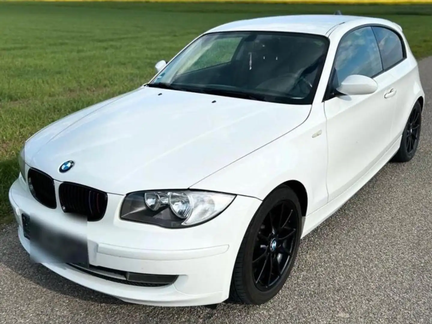 BMW 116 1er+(3-Türer)+116i Weiß - 1