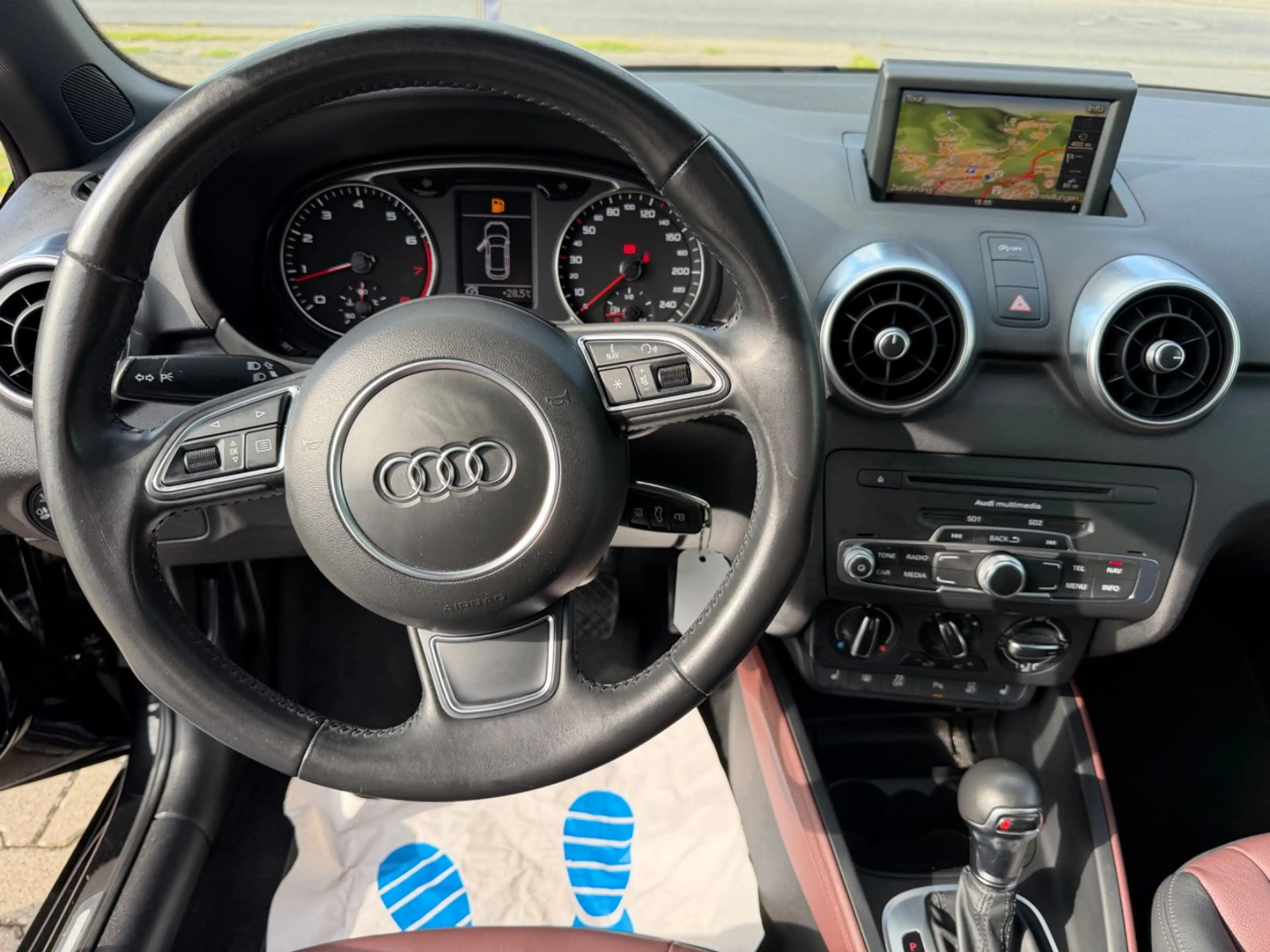 Audi A1 Sportback ambition S-LINE|AUTOMATIK|XENON| — photo 14