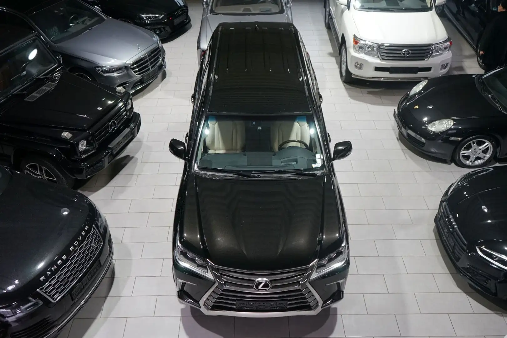 Lexus LX 450 d LEDER BEIGE*LEXUS SERVICE*EU DOCUMENTS Black - 2