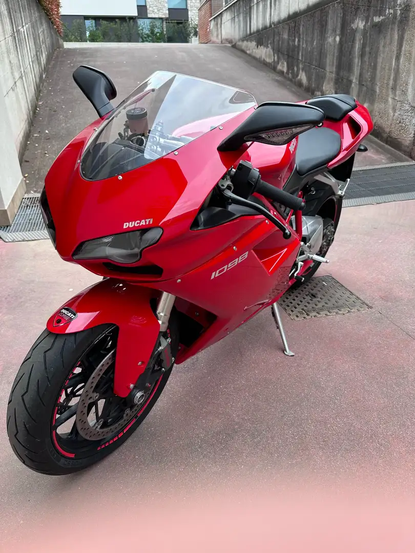 Ducati 1098 Red - 1
