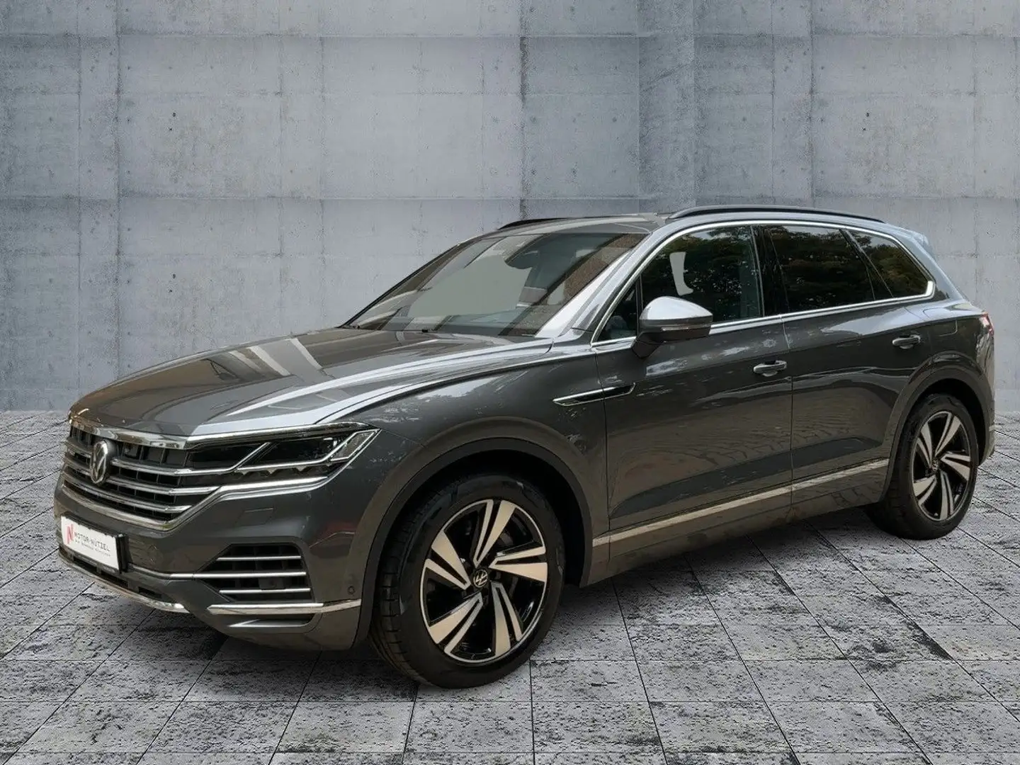 Volkswagen Touareg TSI eHYBRID MATRIX+NAVI+AHK+PANO+AID+HuD Grau - 2