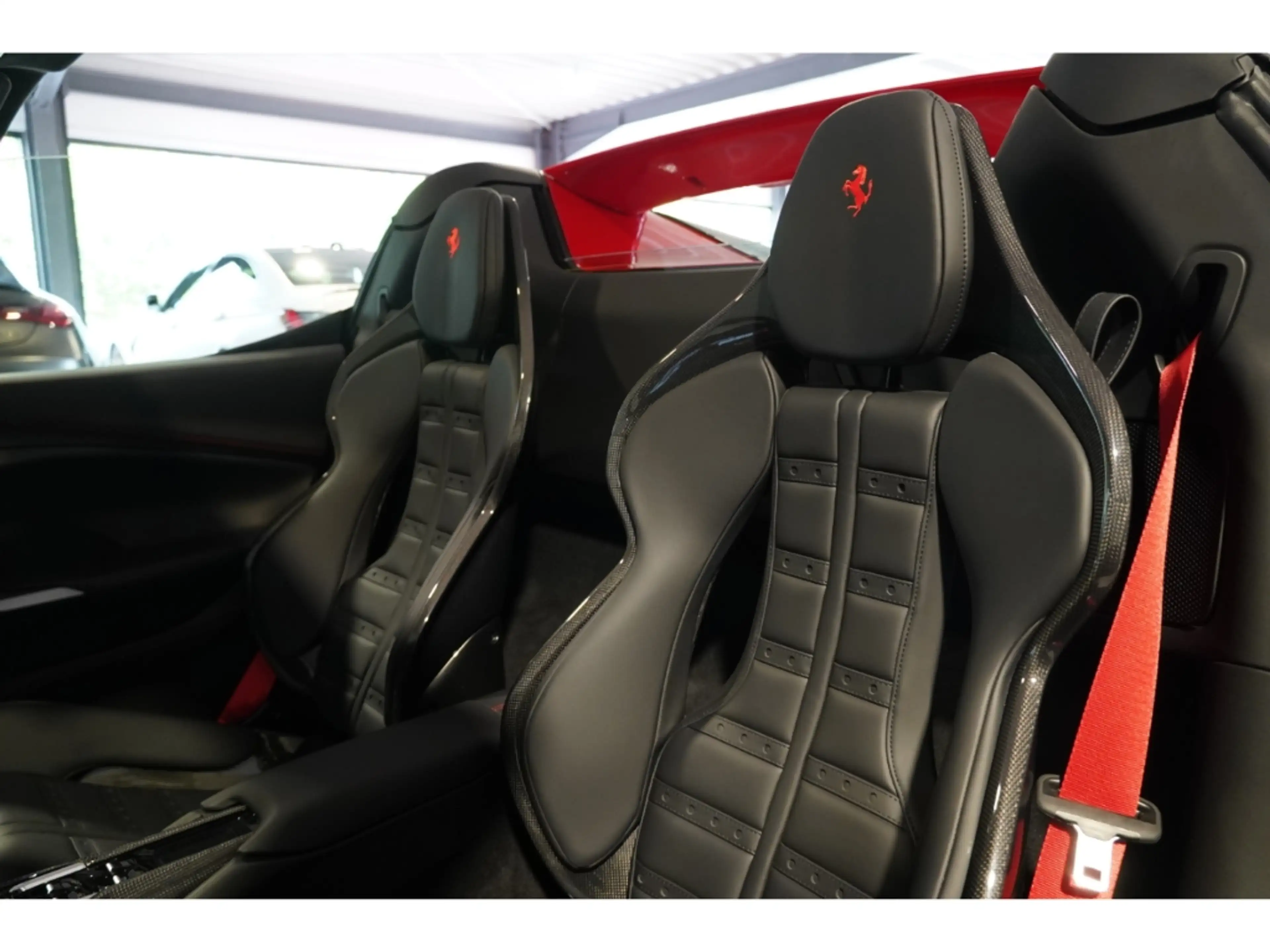Ferrari 296 Lift MwSt Black roof PPF Daytona Seats — photo 14