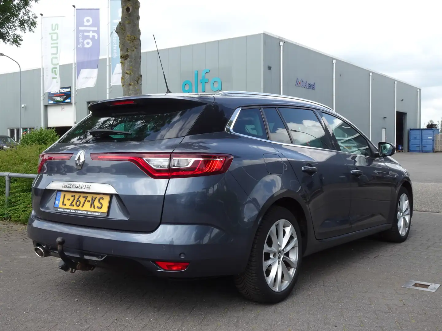 Renault Megane Estate 1.3 TCe Bose Grijs - 2
