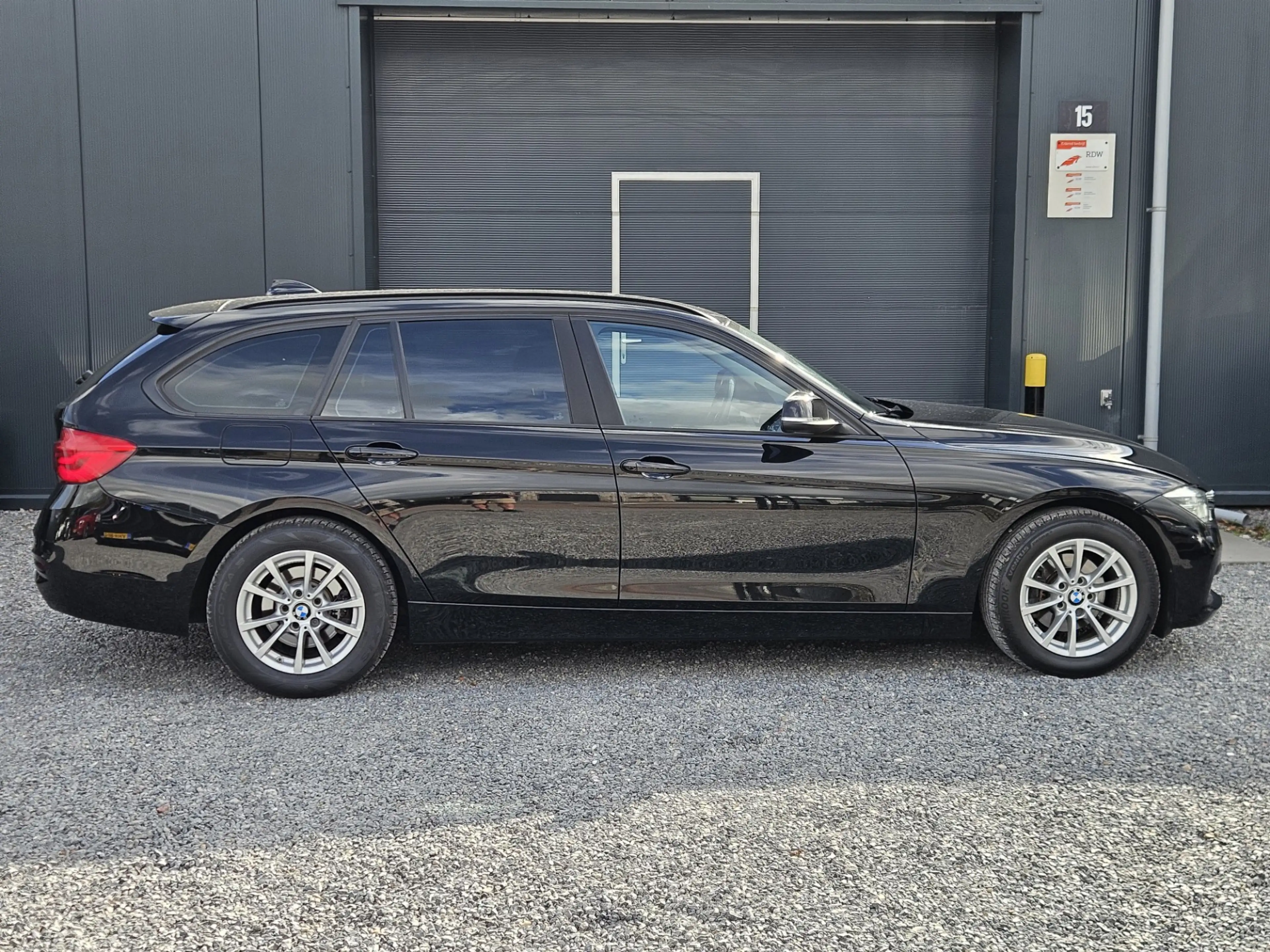 BMW 318 3-serie Touring 318i Corporate Lease Executive — photo 5